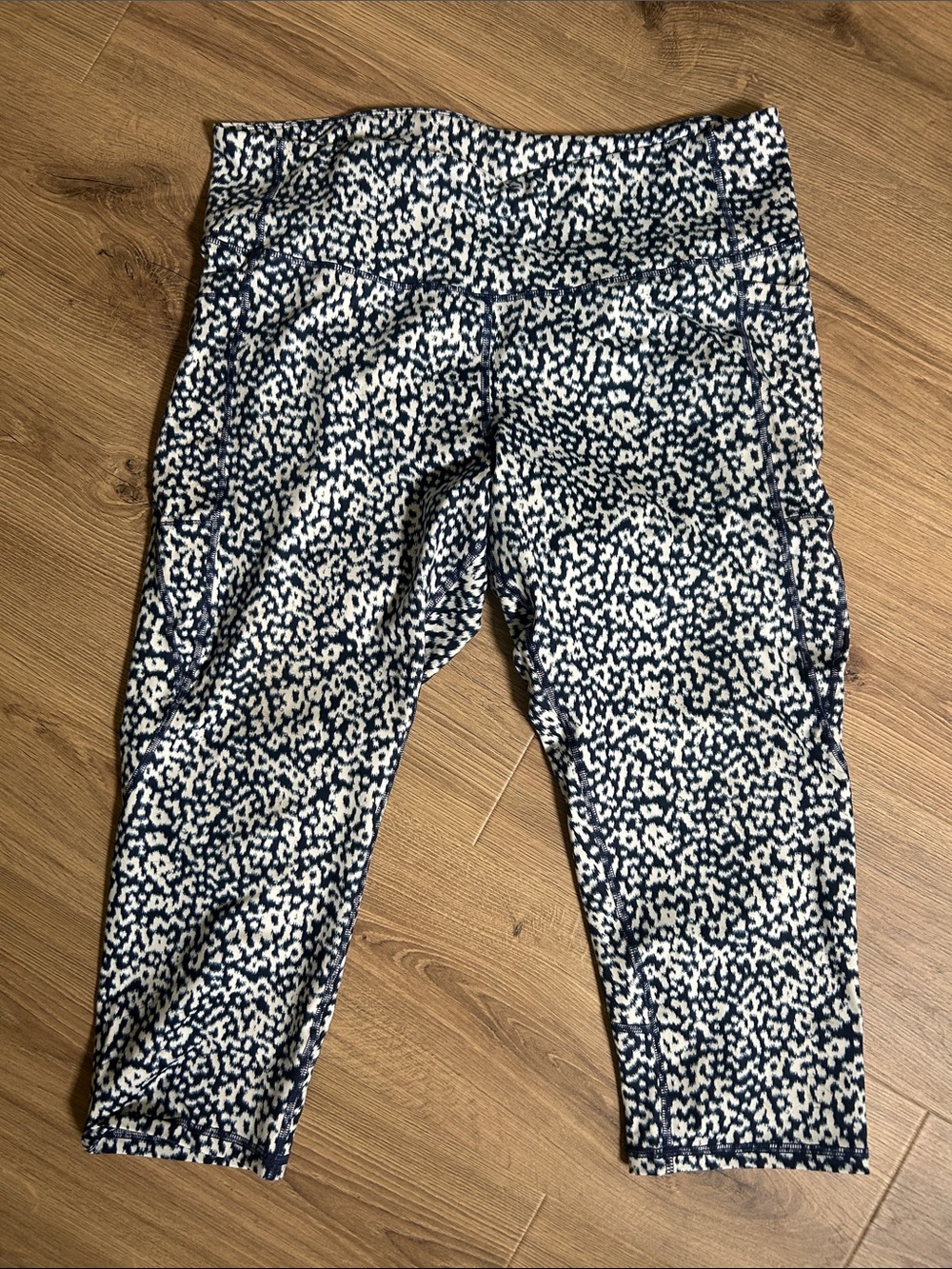 Old Navy Girls' Navy and White Printed Leggings